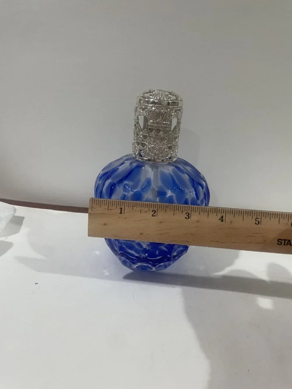 Art Glass Fragrance Diffuser Swirl Blue Decorative